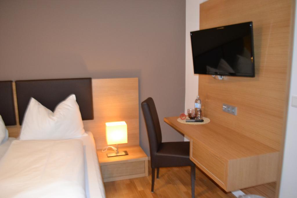 Hotel Gasthof Tirolerwirt Bischofshofen Luaran gambar